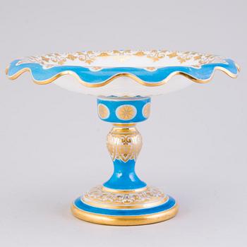 TAZZA, painted and gilt opal glass, Russian middle of the 19th century.