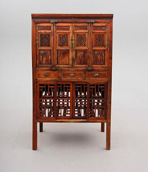 SKÅP, orientaliskt, 1800-/1900-tal.