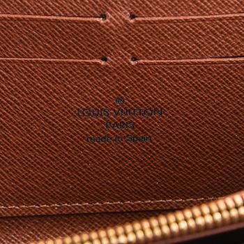 Louis Vuitton, A monogram canvas 'Zippy' wallet.