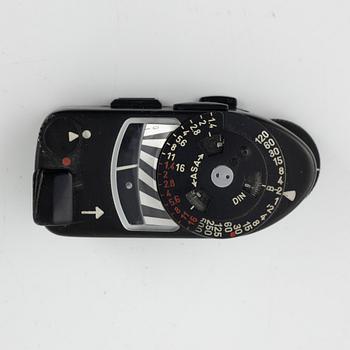 Leica M2, no. 941370, 1958.