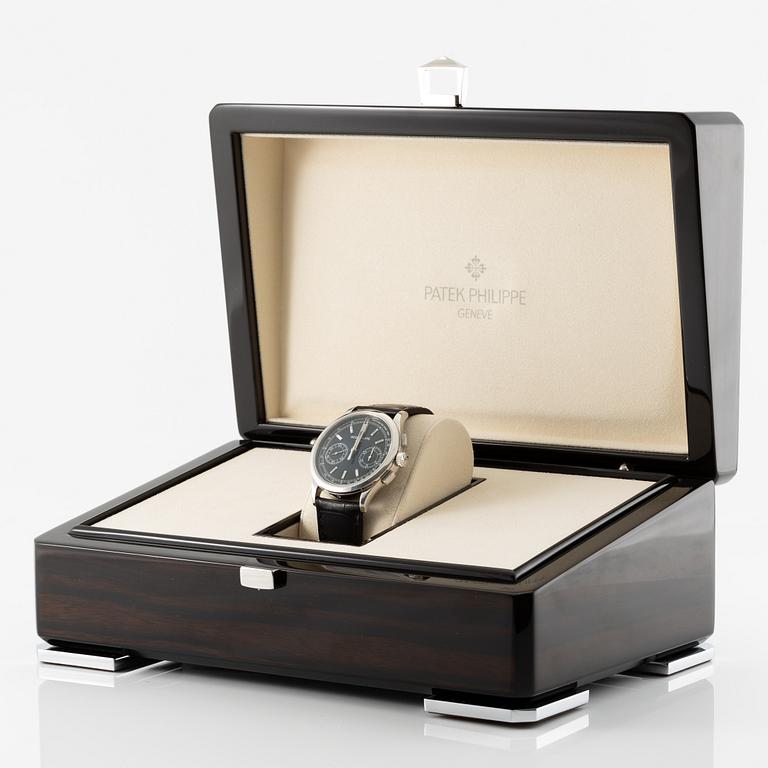 Patek Philippe, Chronograph, "First Year Production", ca 2017.