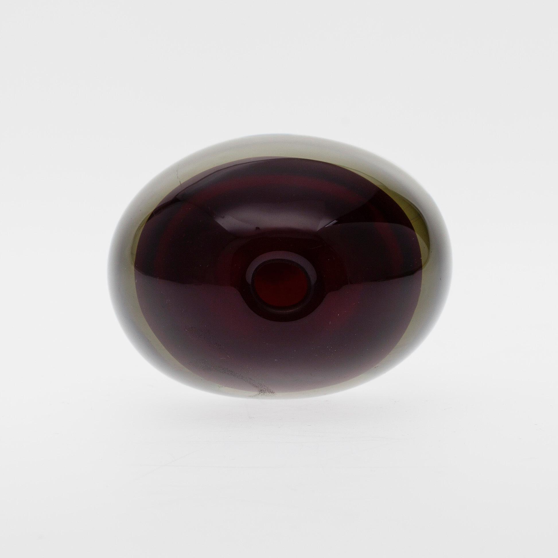 VAS, glas, modell 240, signerad K. Franck Nuutajärvi Notsjö -58.