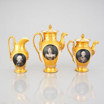 A Russian Empire coffee service, presumably by the Yusupov porcelain manufactory.