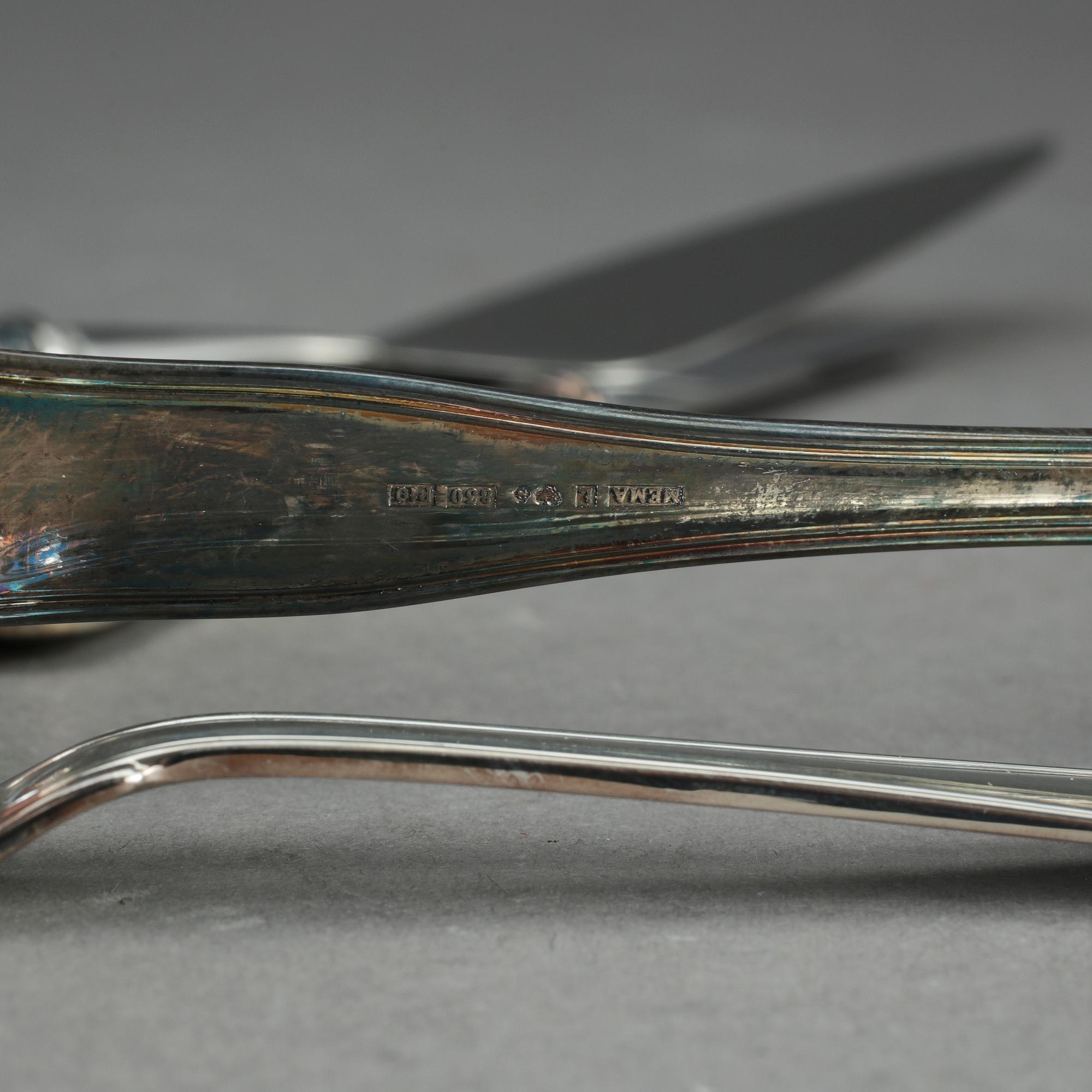 SILVERBESTICK, 25 delar. Mema, 1989. 1174 gram inklusive rostfria blad.