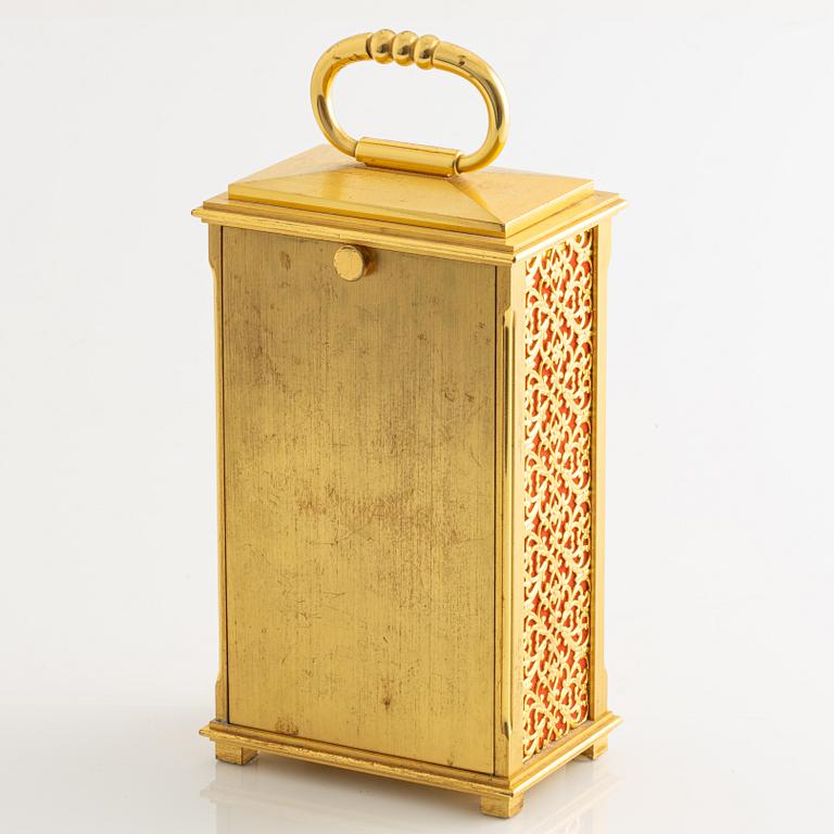 Jaeger-LeCoultre, table clock, 6 x 9 x 16 cm.