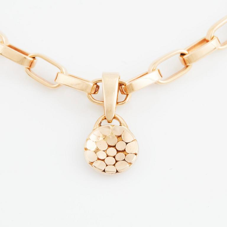 Sven-Erik Högberg, an 18K gold chain with a pendant  Göteborg 1962.