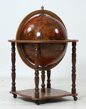 BARSKÅP/JORDGLOB, 1900-talets senare del.