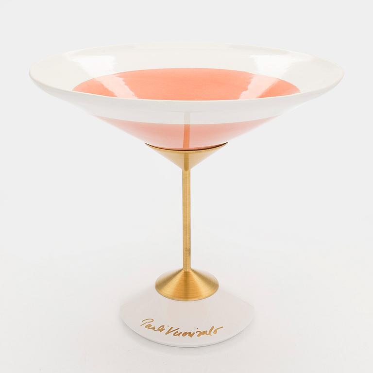 Pauli Vuorisalo, taide-esine, signeerattu Pauli Vuorisalo.