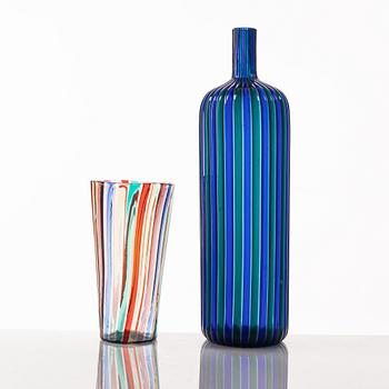 Vas, venini, möjligtvis Gio Ponti, Murano, samt flaska, glas, Venini, Murano, Italien.