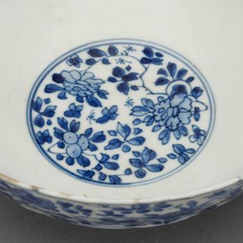 SKÅL, porslin, Qingdynastin Kangxi (1662-1722).