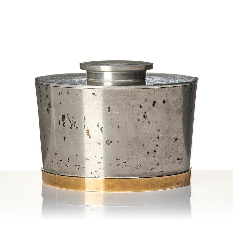 Nils Fougstedt, a lidded pewter bowl, Firma Svenskt Tenn, Stockholm, 1936.