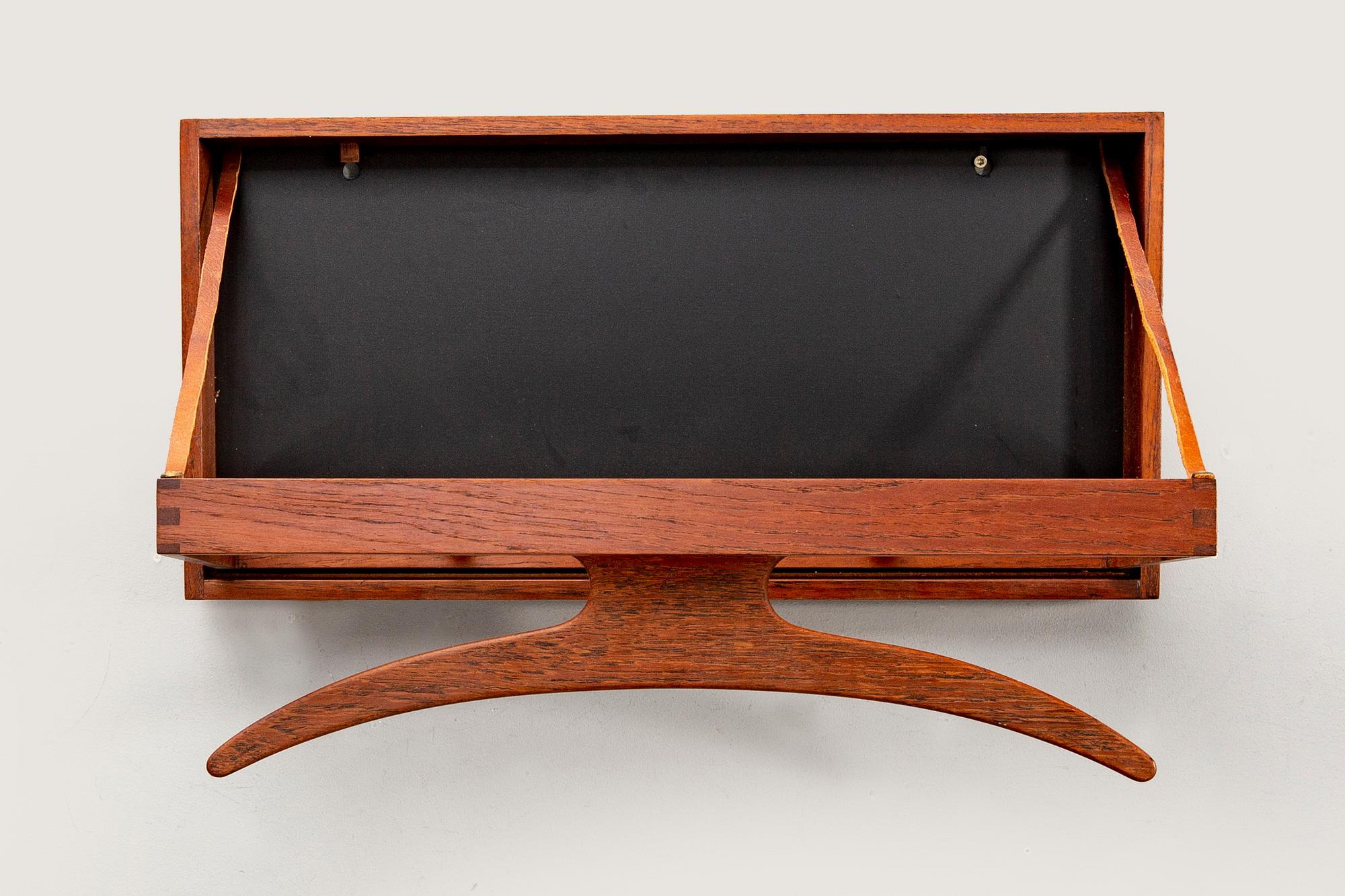 Adam Hoff & Poul Östergaard, Virum Möbelsnickeri, clothes hanger / gentleman, Denmark, mid-20th century.