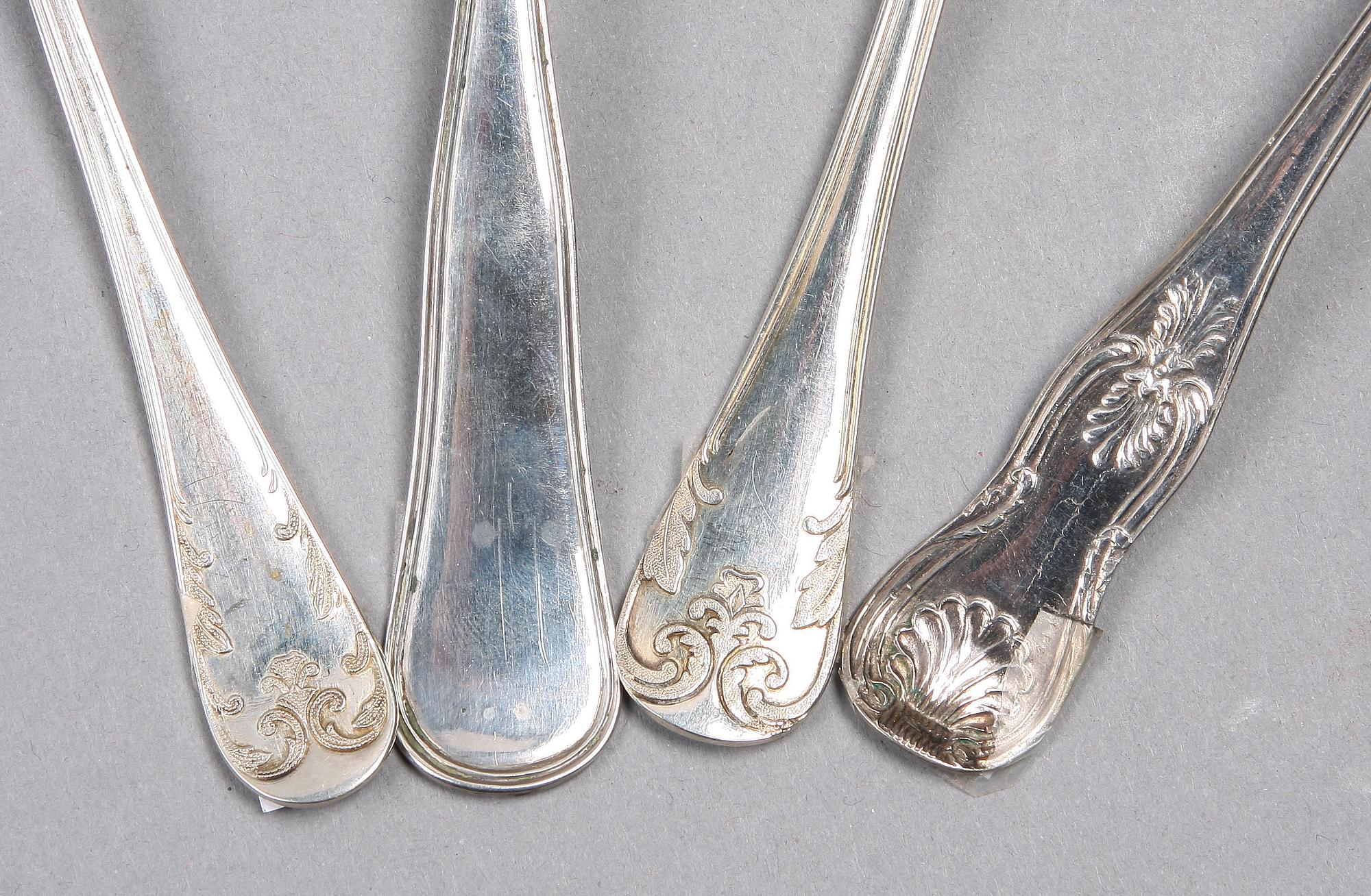 UPPLÄGGNINGSBESTICK, 4 st, silver, bla CG Hallberg, 1800-1900-tal.