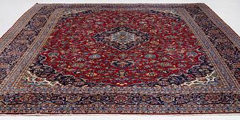 A Keshan carpet, c. 384 x 300 cm.