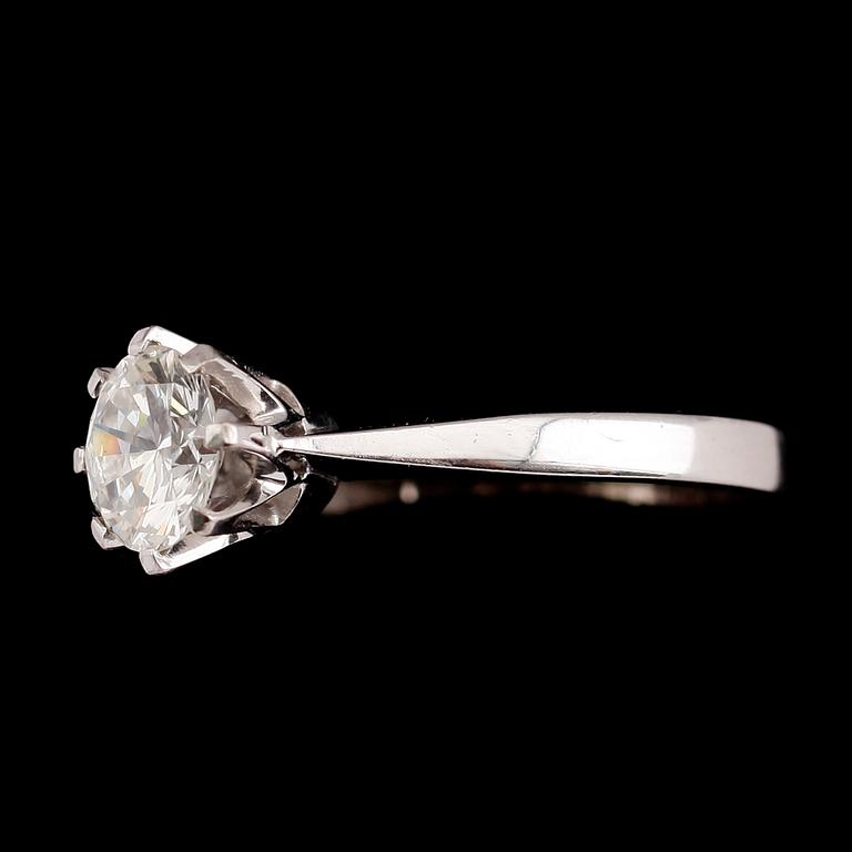 RING, 18 k vitguld, solitär briljantslipad diamant 1.19 ct, svenska stämplar 1991.