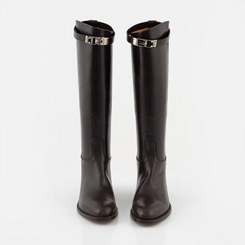 Hermès, a pair of brown 'Jumping leather riding boots', size 37½.