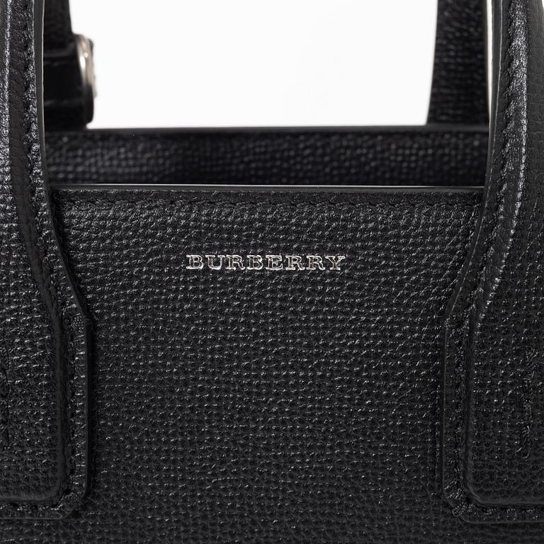 Burberry, väska, "The small banner".