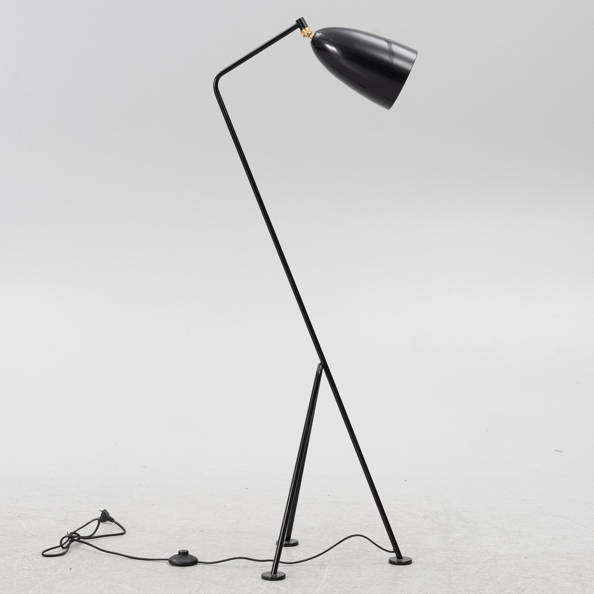 Greta Magnusson Grossman, golvlampa, "Grashopper", GUBI, Danmark.