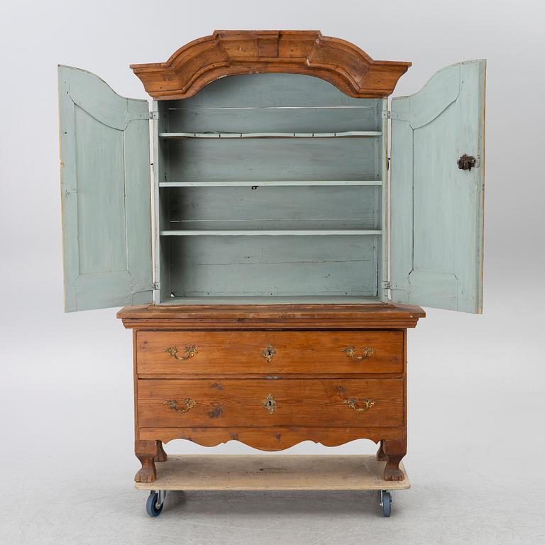 Cabinet, 18th century.