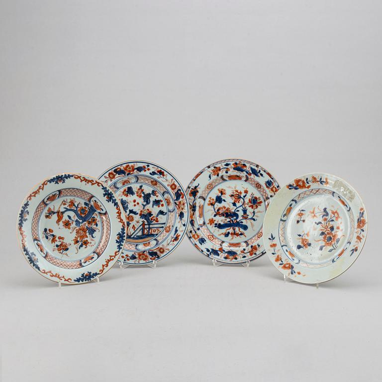 Four imari export plates, Qing dynasty, Qianlong (1736-95).