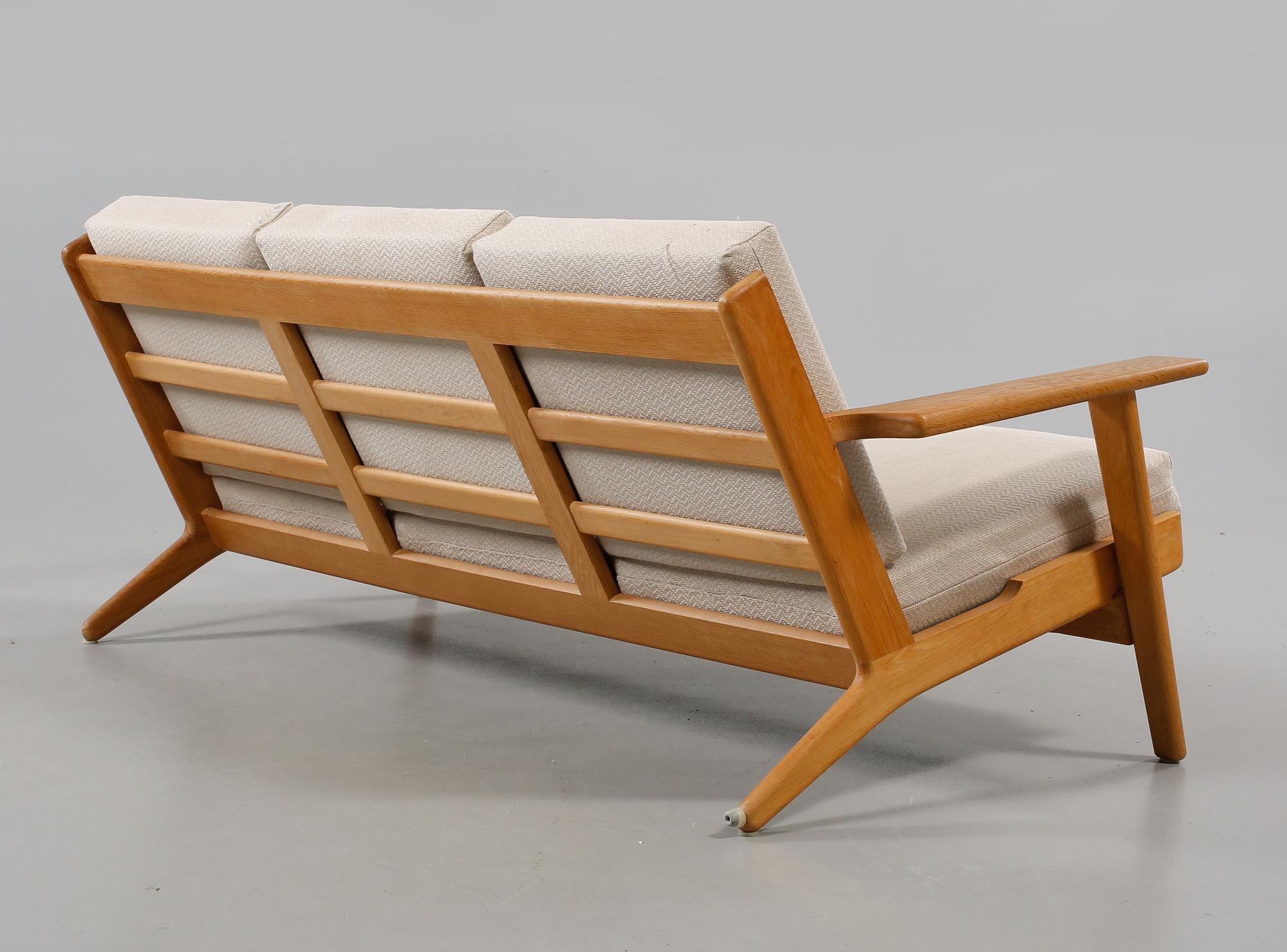 SOFFA, "GE-290", Hans J Wegner, 1900-talets andra hälft.