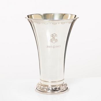 Bägare, silver, GAB, Stockholm, 1945.
