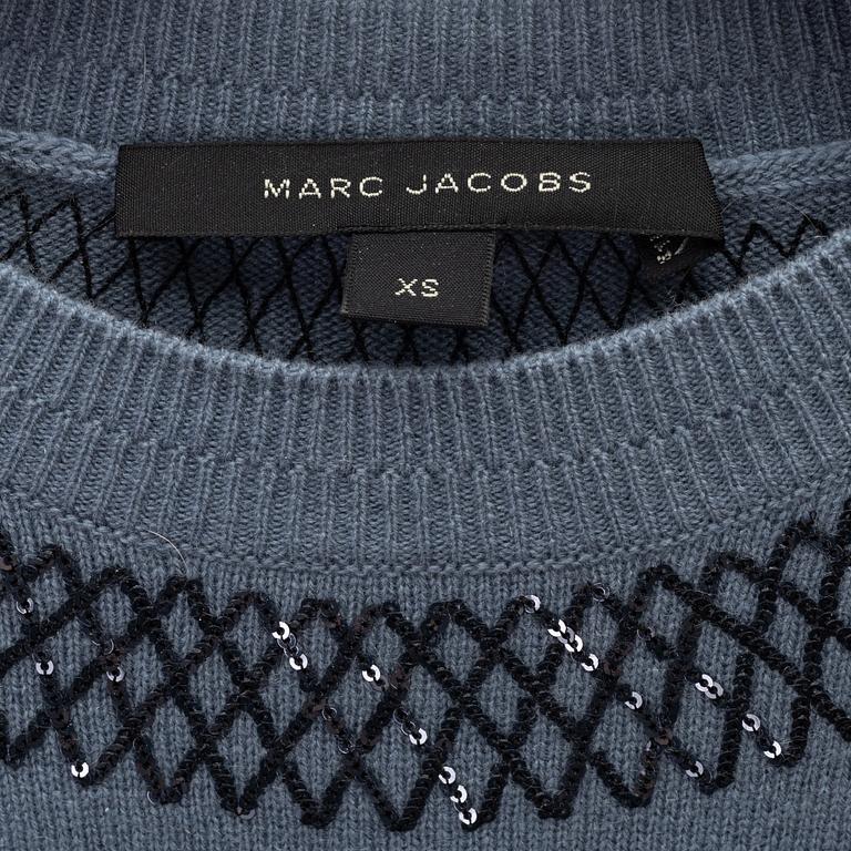 Marc Jacobs, a cashmere sweater, size XS.