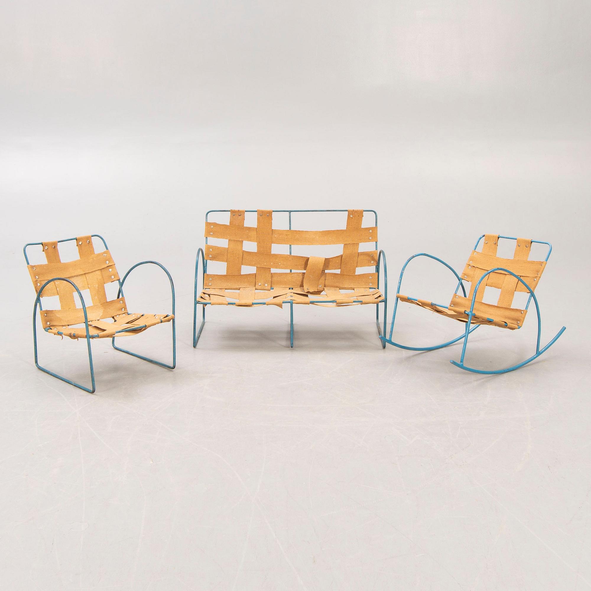 A three pcs children's lounge set 1940s-50s.