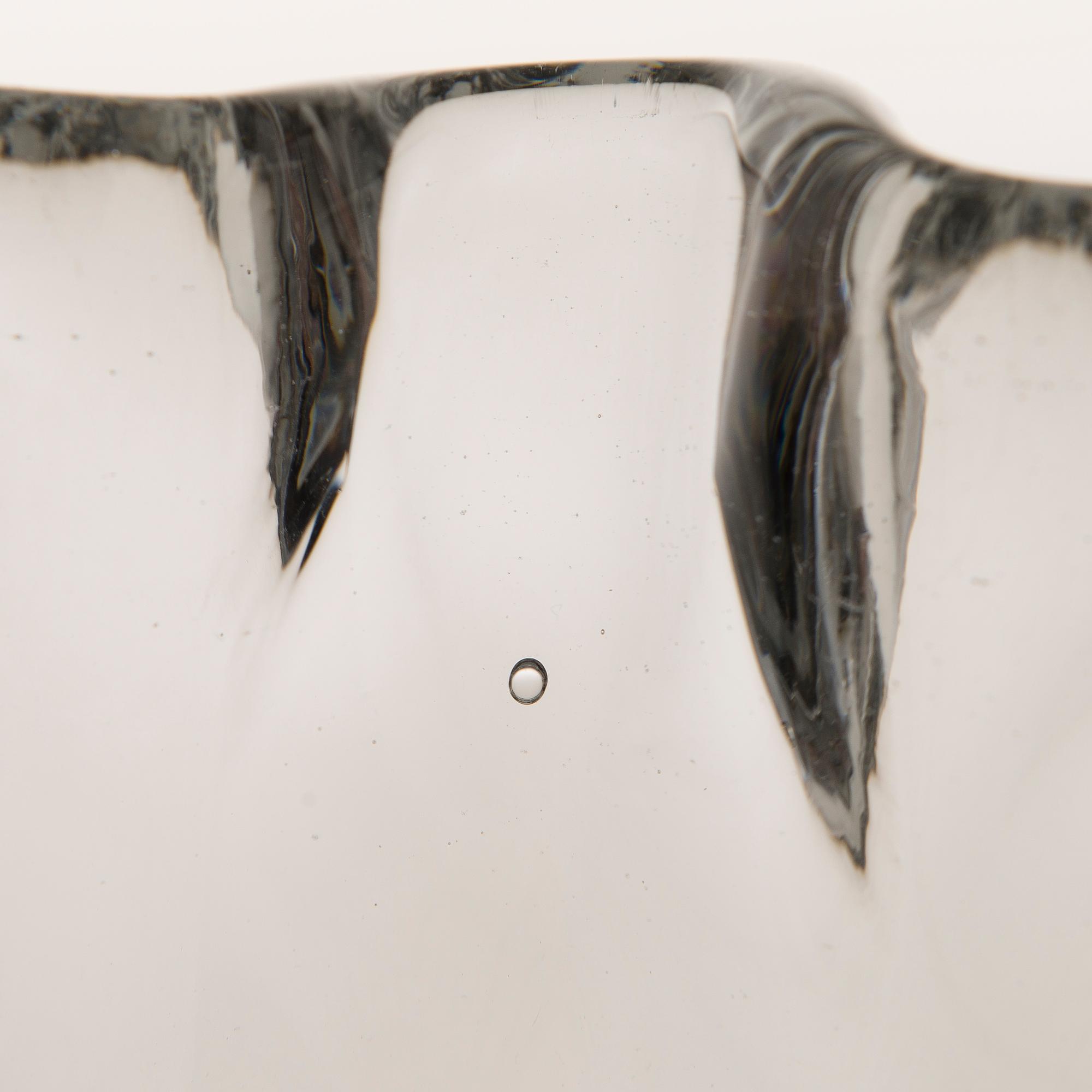 TAPIO WIRKKALA, A SIGNED GLASS VASE 'Stump' ('Kalvolan kanto'), model 3241, signed Tapio Wirkkala -57.