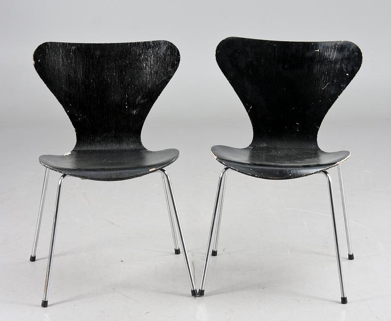 STOLAR, 2 st, "Sjuan", Arne Jacobsen, Fritz Hansen.
