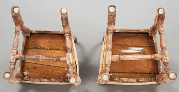 STOLAR, ett par, senbarock, 1700-talets mitt.