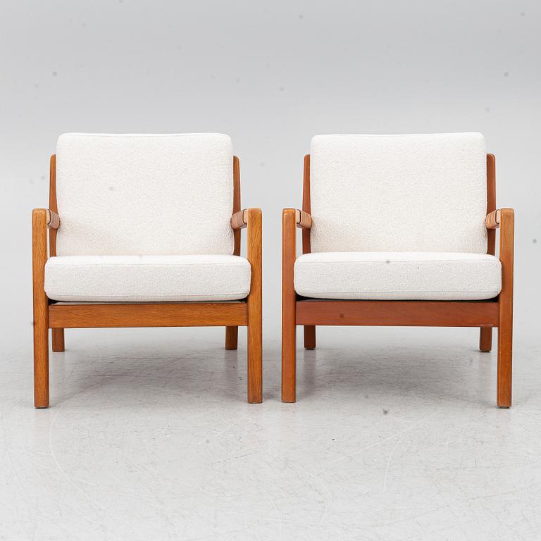 Carl Gustaf Hiort af Ornäs, a matched pair of 'Rialto' lounge chairs, Puunveisto Oy - Träsnideri Ab, Finland, mid-20th century.