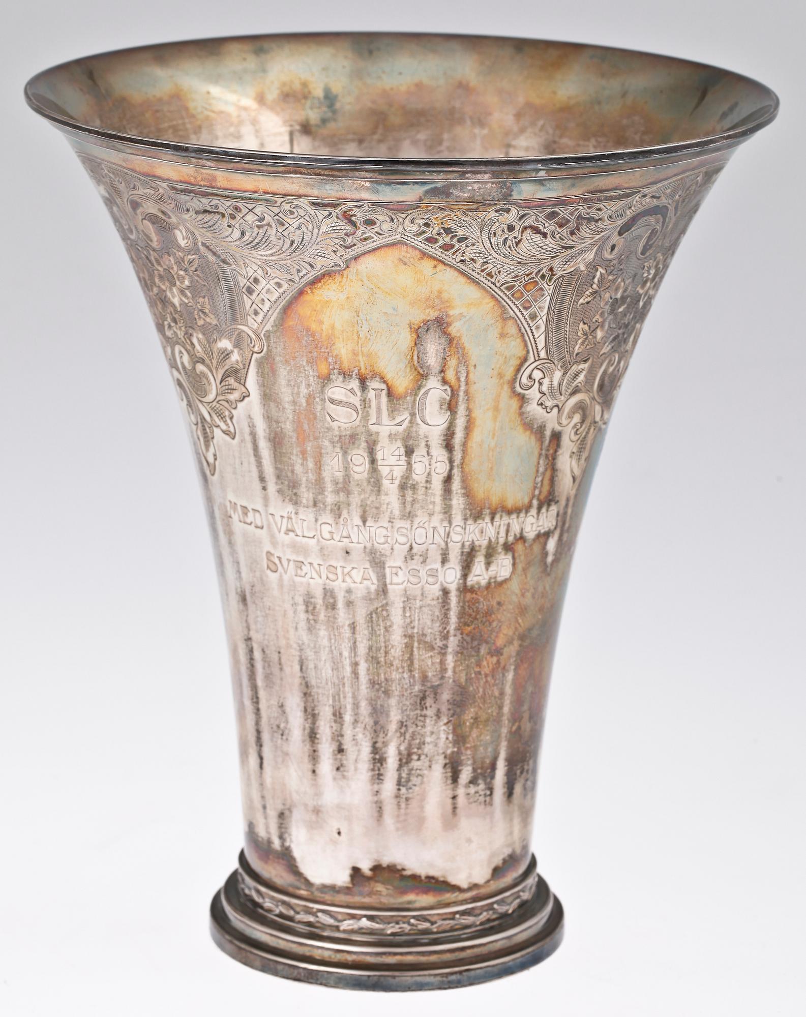 BÄGARE, silver, CG Hallberg, Stockholm 1949. Vikt ca 800 gram.