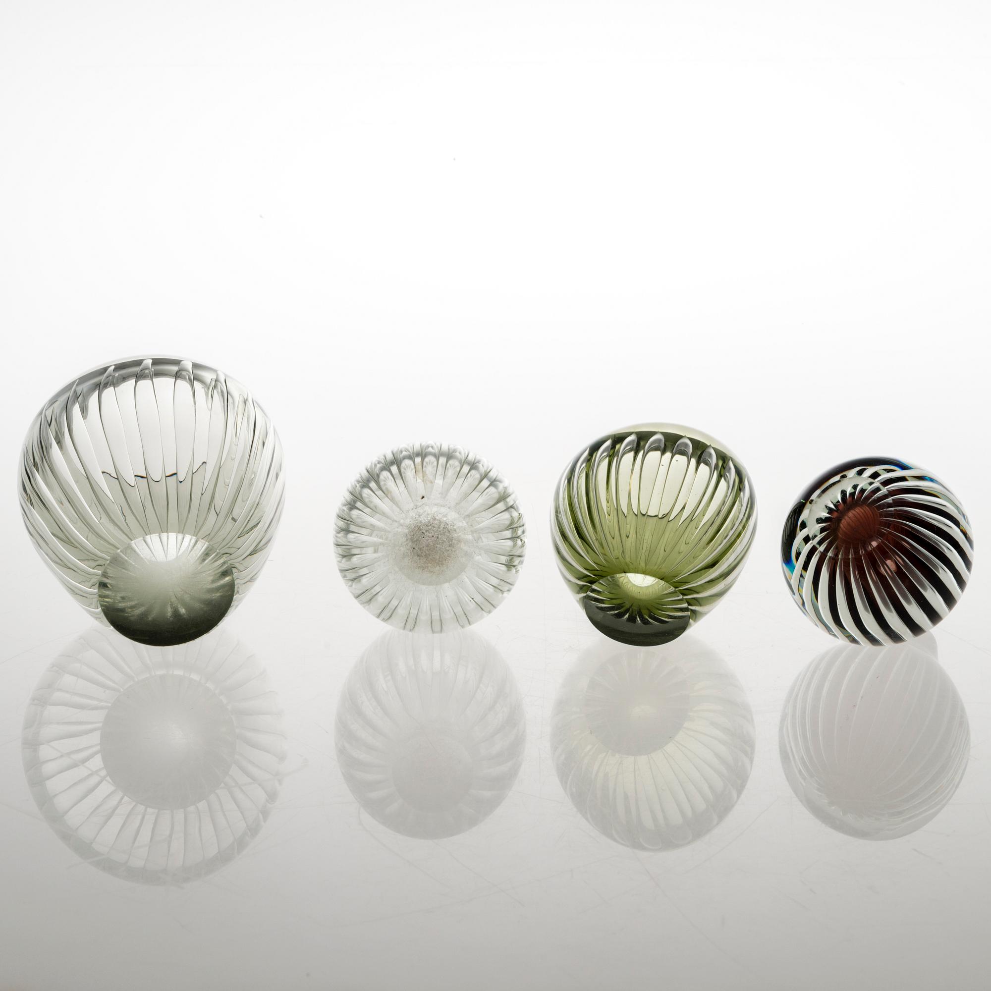 KAJ FRANCK, Four glass vases "Kaisla"(Reed). Three signed K. Franck Nuutajärvi Notsjö. 1950:s.