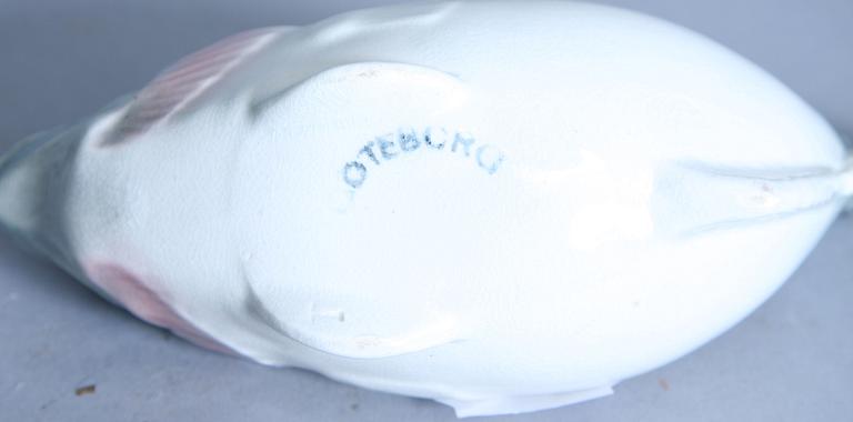 ASKFAT, 3 st, samt SÅSSNIPA, keramik, bl a Stig Lindberg och Wilhelm Kåge, 1900-tal.