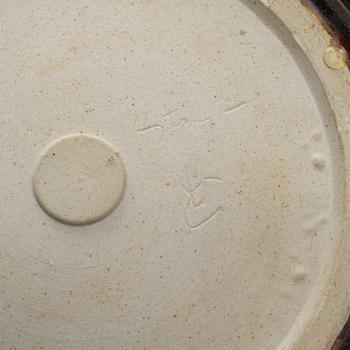 Stig Lindberg, a stoneware dish, Gustavsbergs studio.