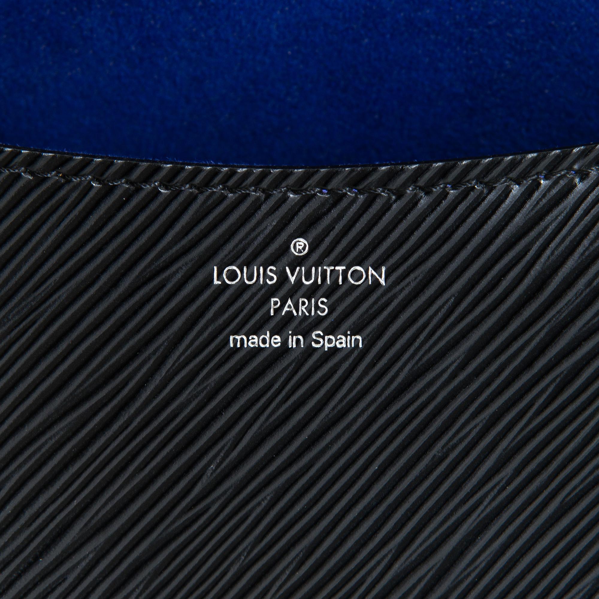 Louis Vuitton, an Epi leather 'Buci' bag.