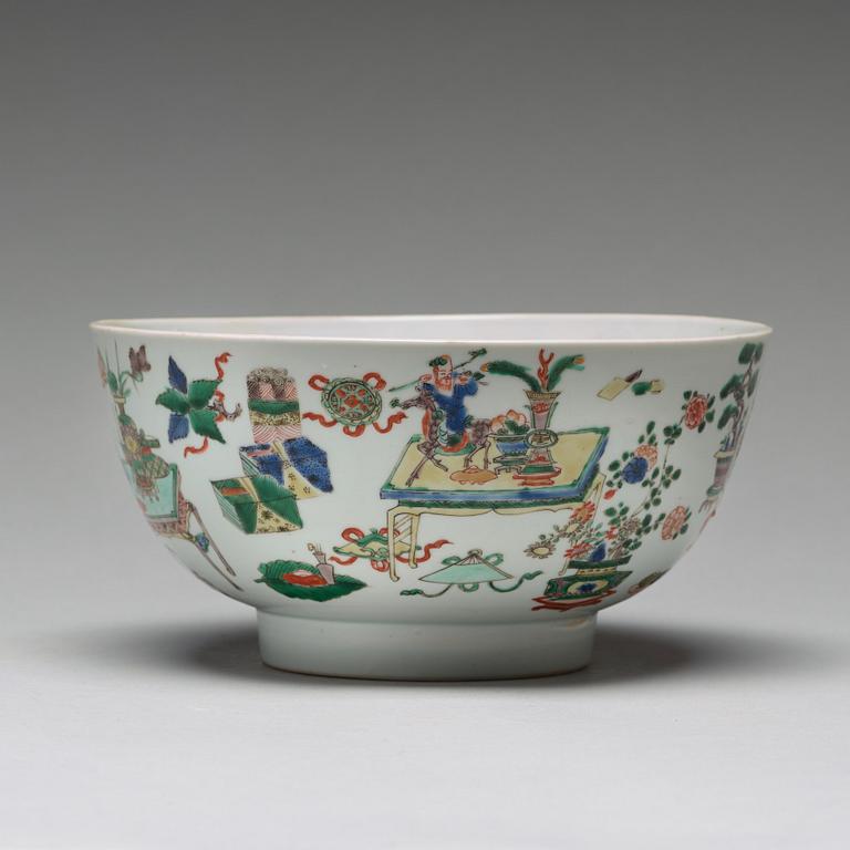 SKÅL, porslin. Qingdynastin, Kangxi (1662-1722).
