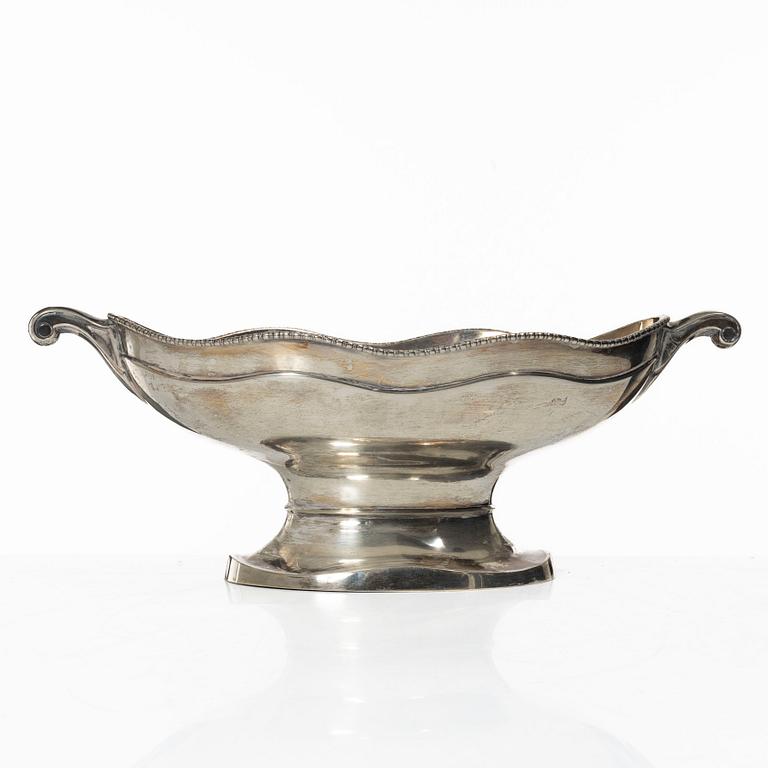 Jardinière, silver plate, 20th century.