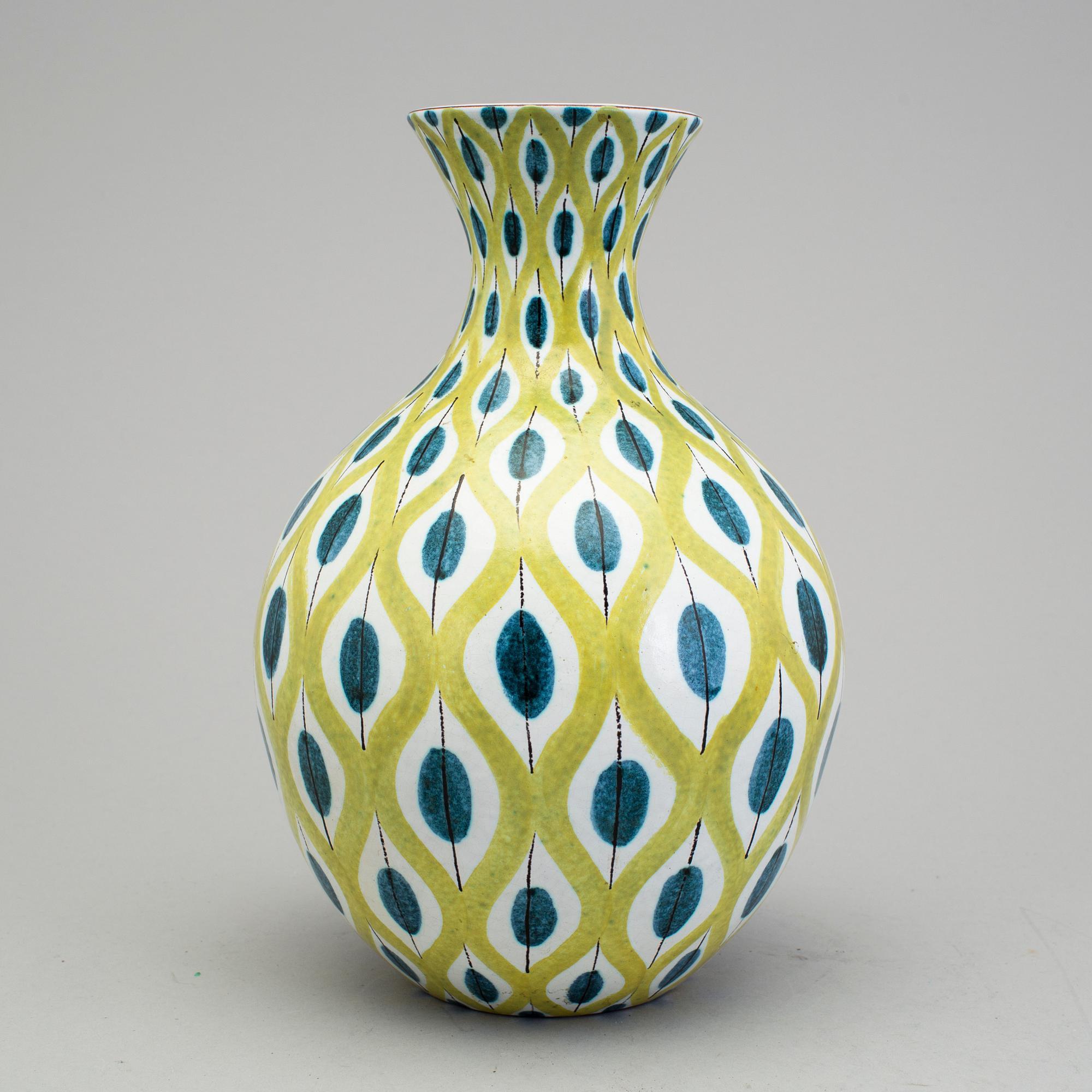 STIG LINDBERG, vas i fajans, Gustavsberg studio 1950-tal.