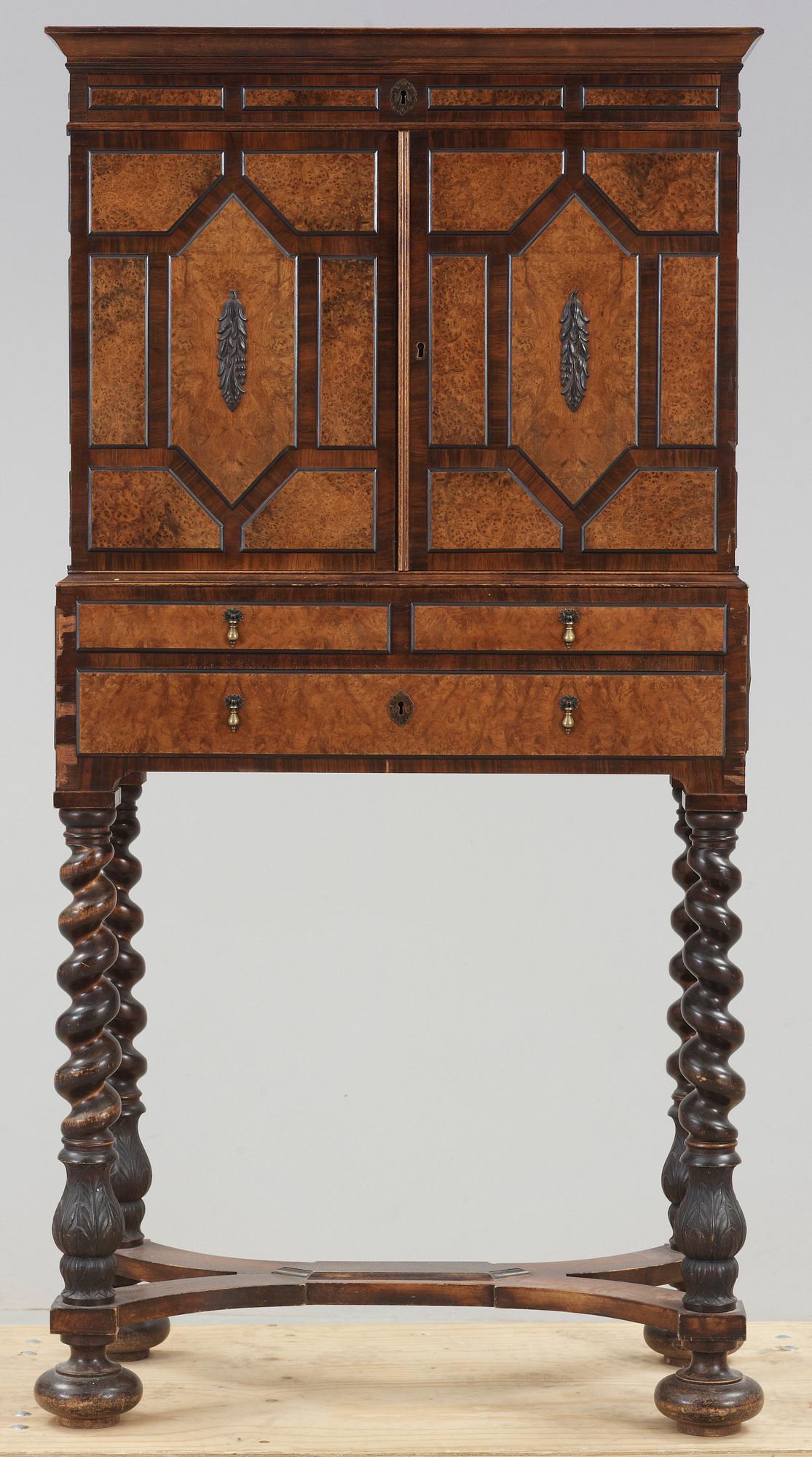 SKÅP, barockstil, 1900-tal.