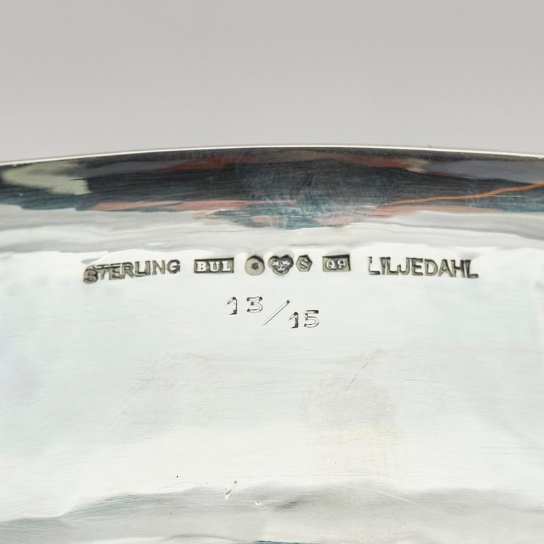 Bengt Liljedahl, a pair of sterling silver bowls, Stockholm, Sweden 1966.