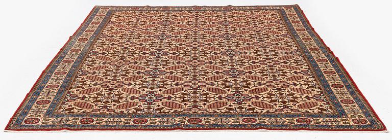 Matta, semiantik Ghom, centrala Iran, ca 318 x 235 cm.