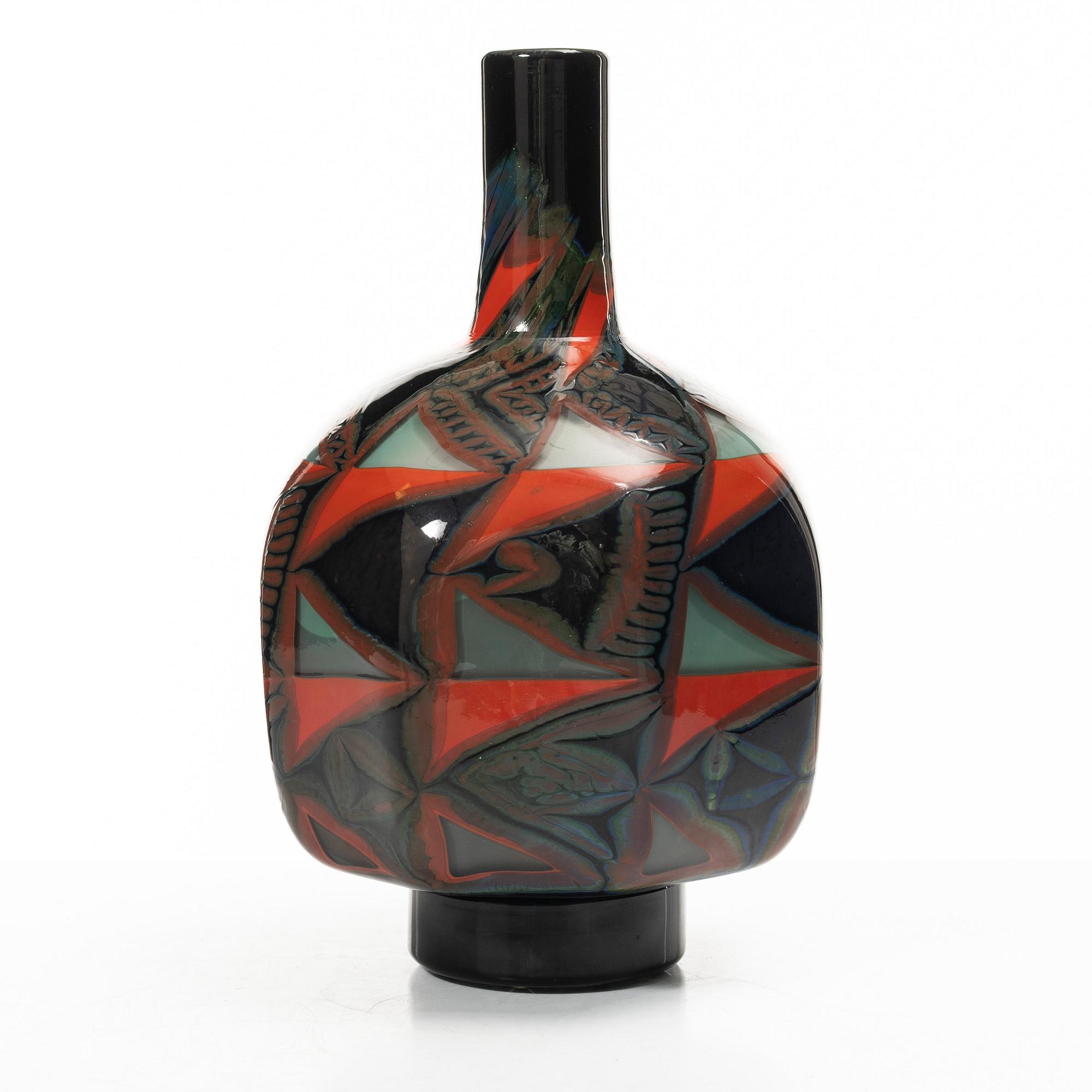 Eva Englund, a 'Millefiore Röd' vase, Orrefors, 1990.