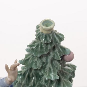 Joan Coderch, figurine, "Trimming the Tree", Lladró, Spain.