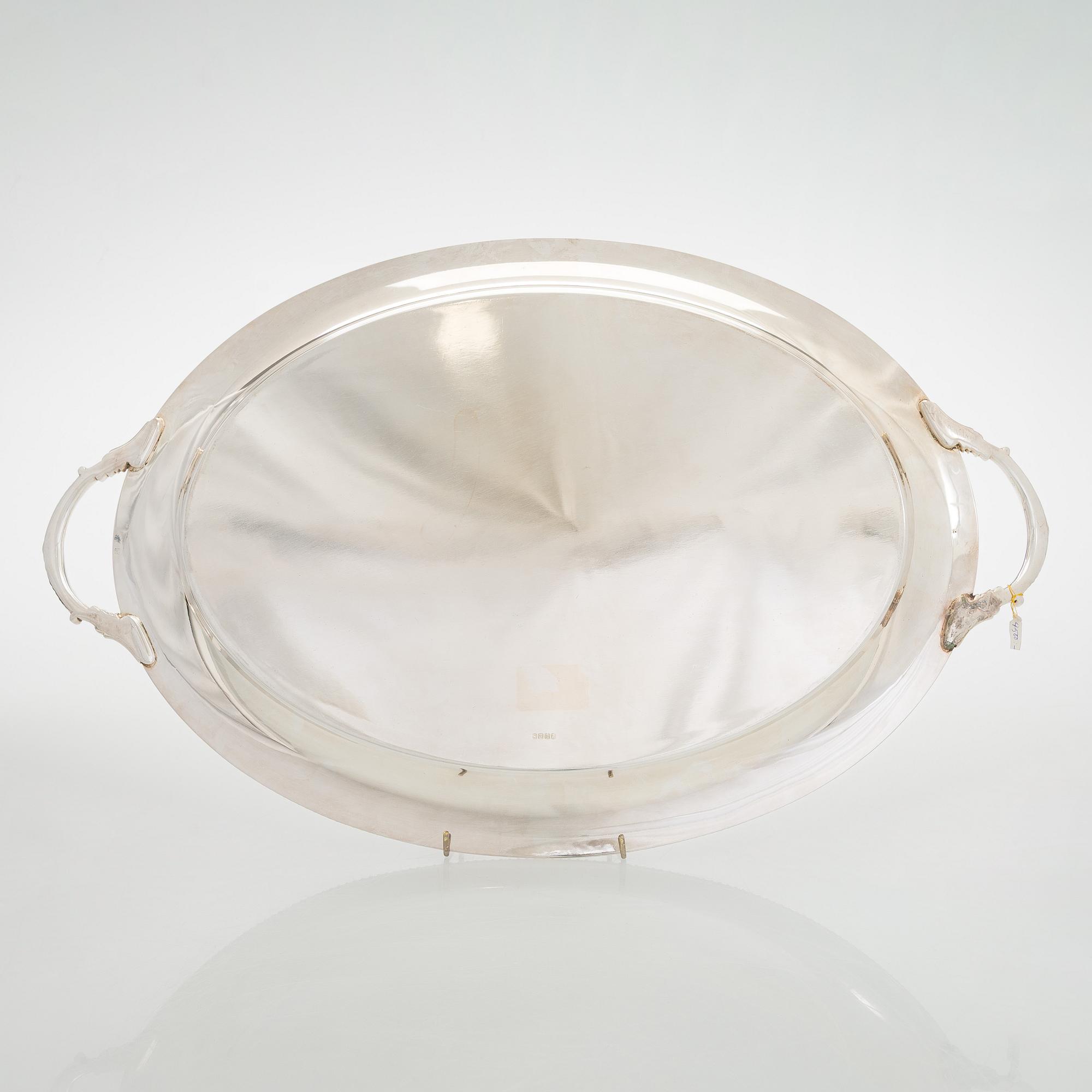 Tarjotin, hopeoitu, Englanti, 1900-luvun toinen puoli.