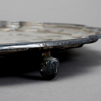 FAT, silver, England, 1900-tal. Vikt ca 1100 gram.