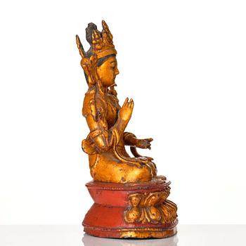 A gilt lacquer bronze figure of Avalokiteshvara, Ming dynasty (1368-1644).