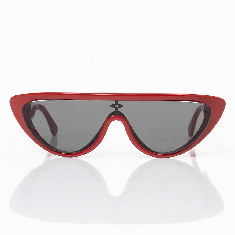 Louis Vuitton, Sunglasses.