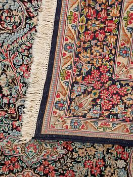 MATTA, Kirman, old, ca 270x175 cm.